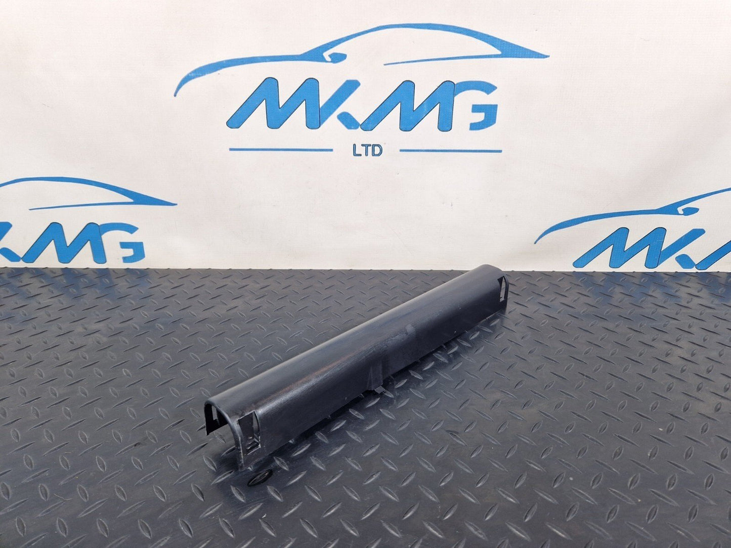 18-ON MERCEDES BENZ SPRINTER W907 W910 REAR CAB WIRING LOOM COVER A9068210389