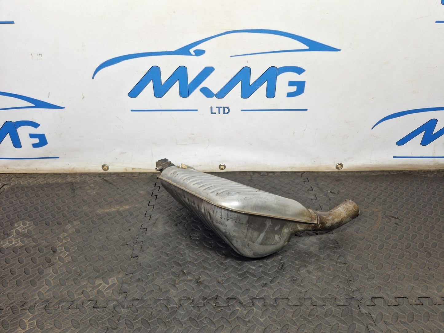 MERCEDES E CLASS W212 CLS W218 REAR EXHAUST SILENCER RIGHT A2124910100
