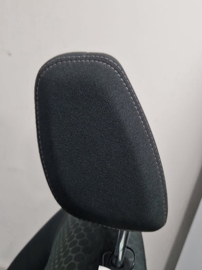 Ford Fiesta MK7 (B299) Hatchback Left Front Seat