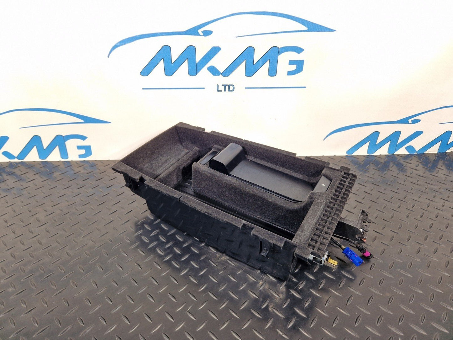 11-18 BMW 6 SERIES F06 CENTER CONSOLE STORAGE TRAY 9237101 9241620