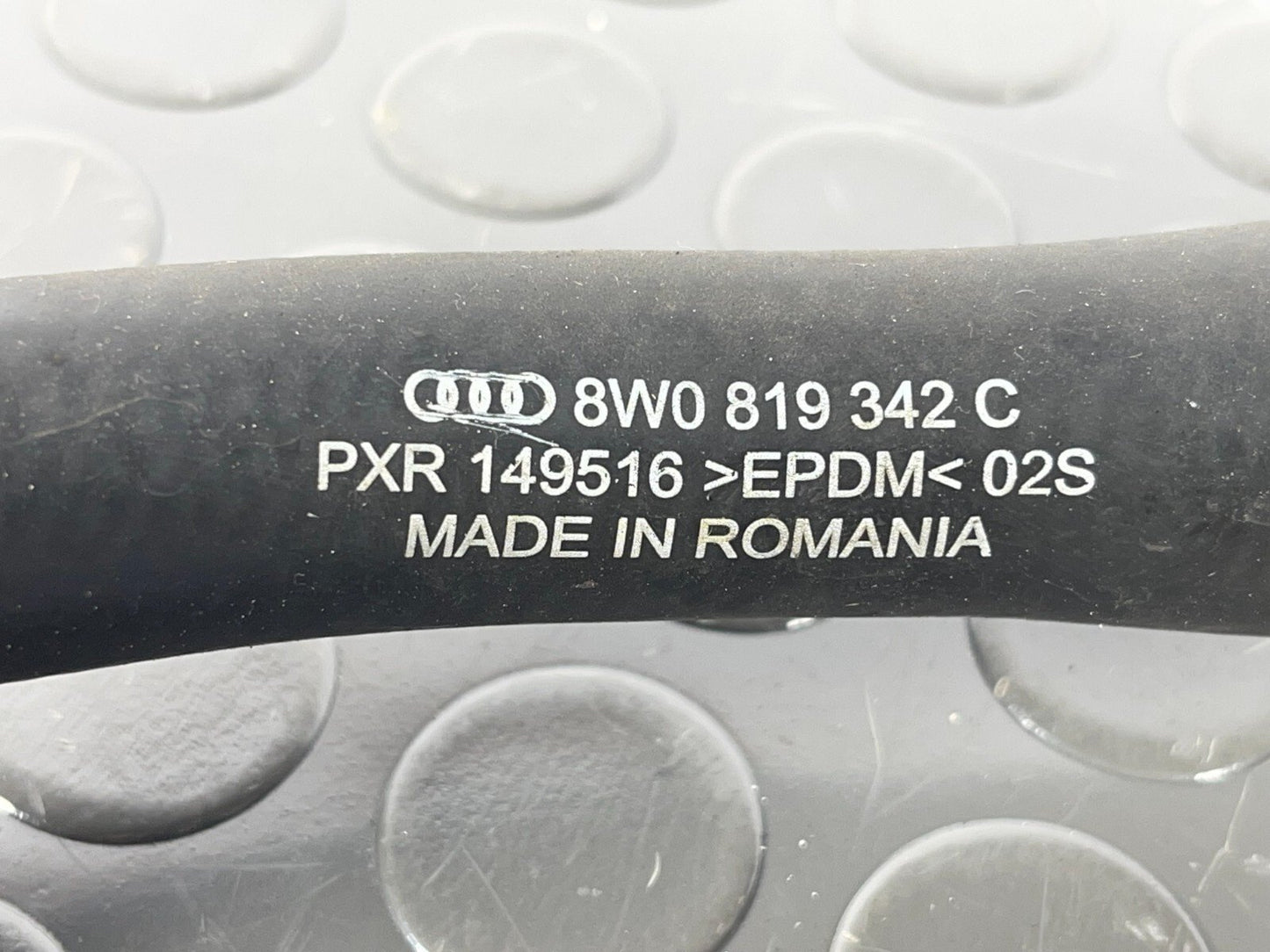16-19 AUDI A4 B9 SALOON GENUINE 1.4 TFSI WATER COOLANT PIPE HOSE 8W0819342C