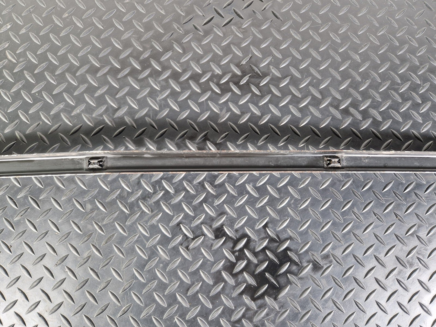 18-ON MERCEDES SPRINTER W907 W910 RADIATOR BEAM REINFORCEMENT BAR A9108804800