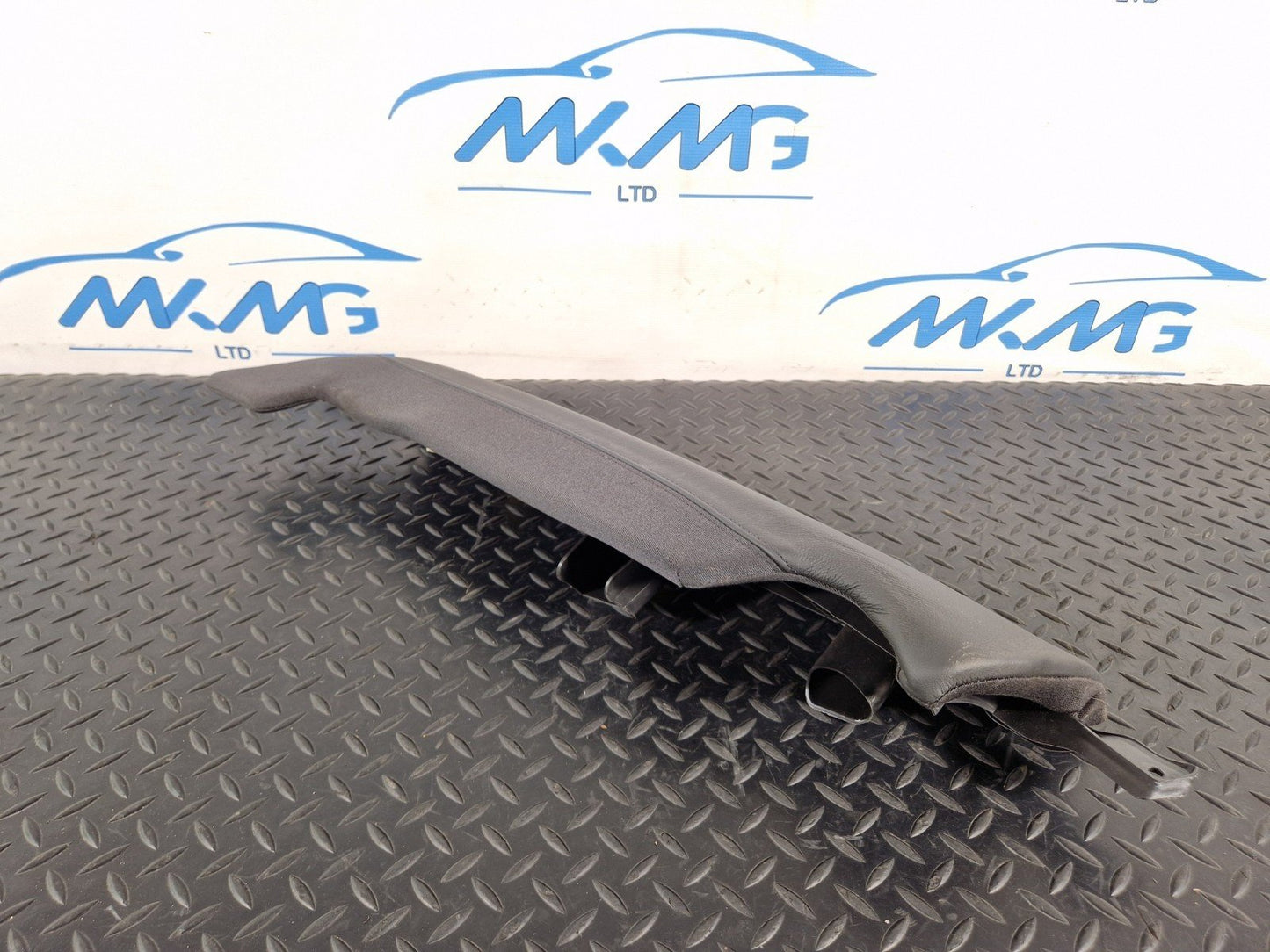 12-18 AUDI A6 C7 GENUINE N/S/R REAR PASSENGER SIDE LEFT BOLSTER 4G0885703