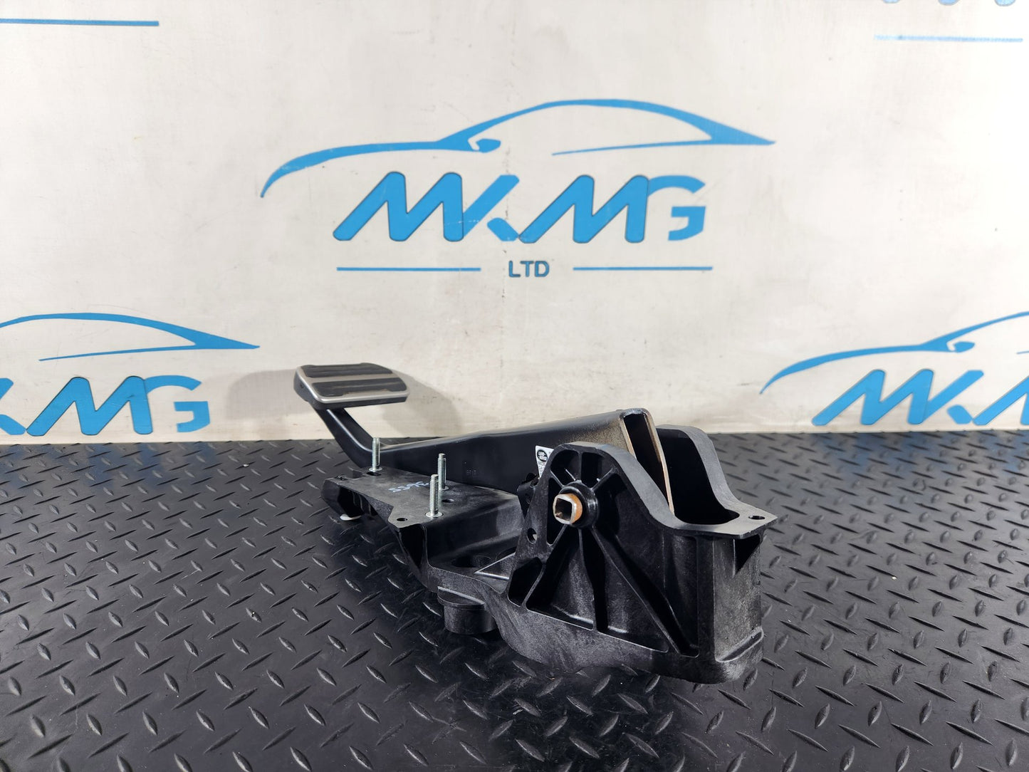 Land Rover Range Rover Evoque L551 Genuine Brake Pedal M8DM-2D094-DC