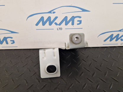 16-20 AUDI Q7 4M GENUINE FRONT RIGHT O/S FENDER HOLDER WING BRACKET 4M0821168