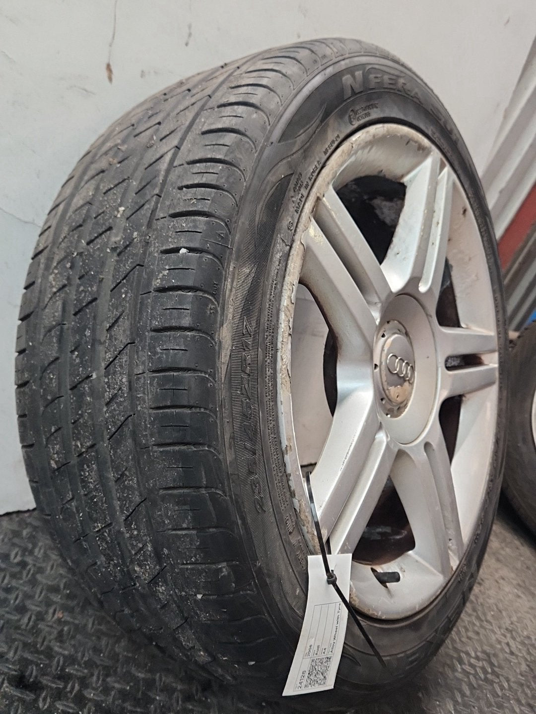 Audi A4 B7 17" Alloy Wheel with Tyre 235/45/17 ~5mm 8E0601025AS