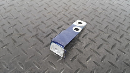 16-19 AUDI A4 B9 S-LINE GENUINE FRONT LEFT PASSENGER SIDE WING BRACKET 8W0821433