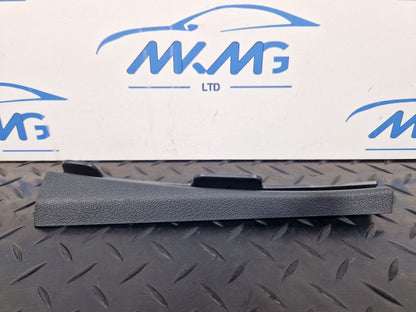 16-19 AUDI A4 B9 GENUINE RIGHT DRIVER SIDE A PILLAR BRACKET 8W0868204