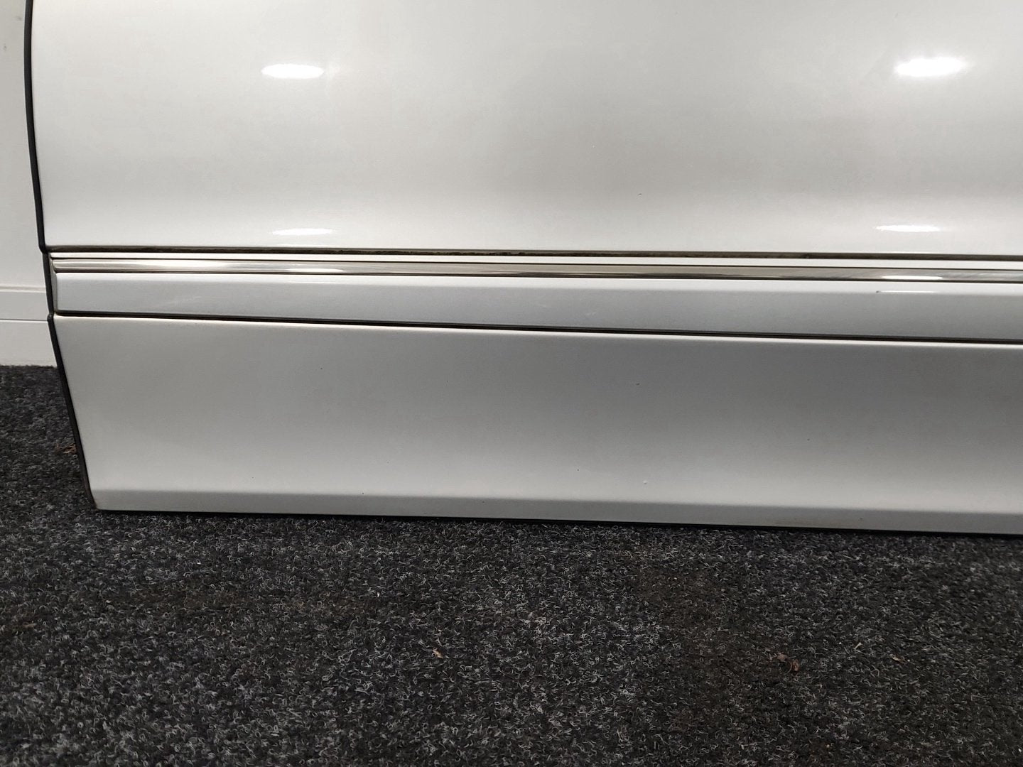 Mercedes CLK-Class C209 Convertible Front Left Complete Door in Iridium Silver