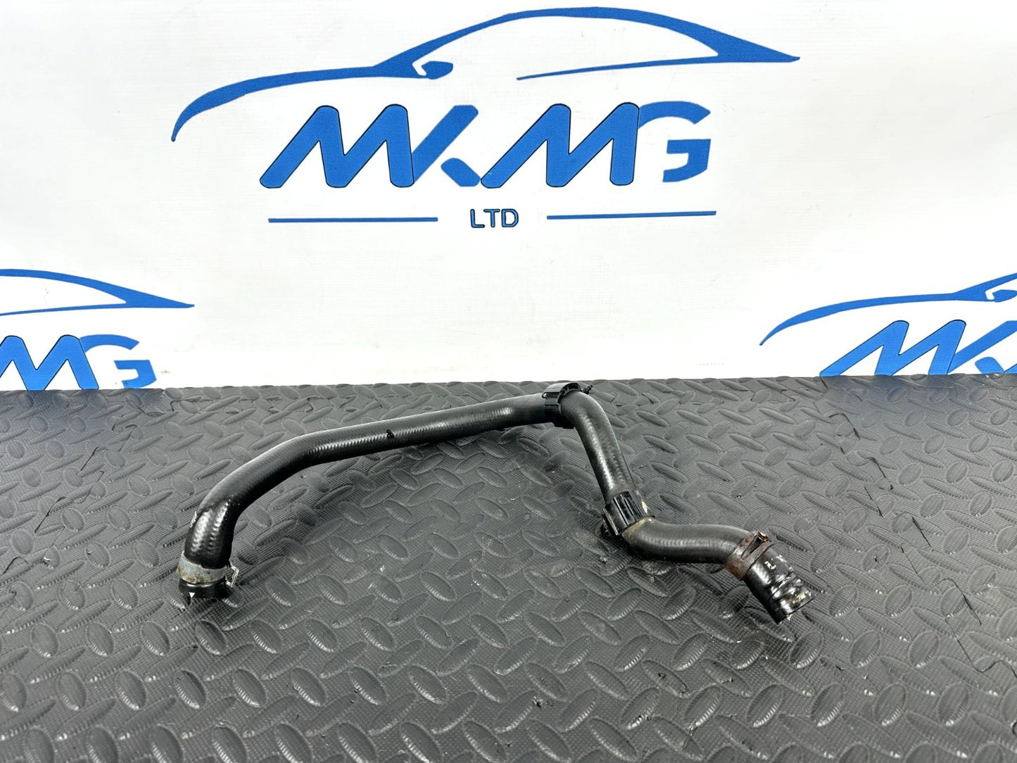 16-19 AUDI A4 B9 GENUINE 1.4 TFSI CVNA ENGINE COOLANT PIPE HOSE 8W0145920D