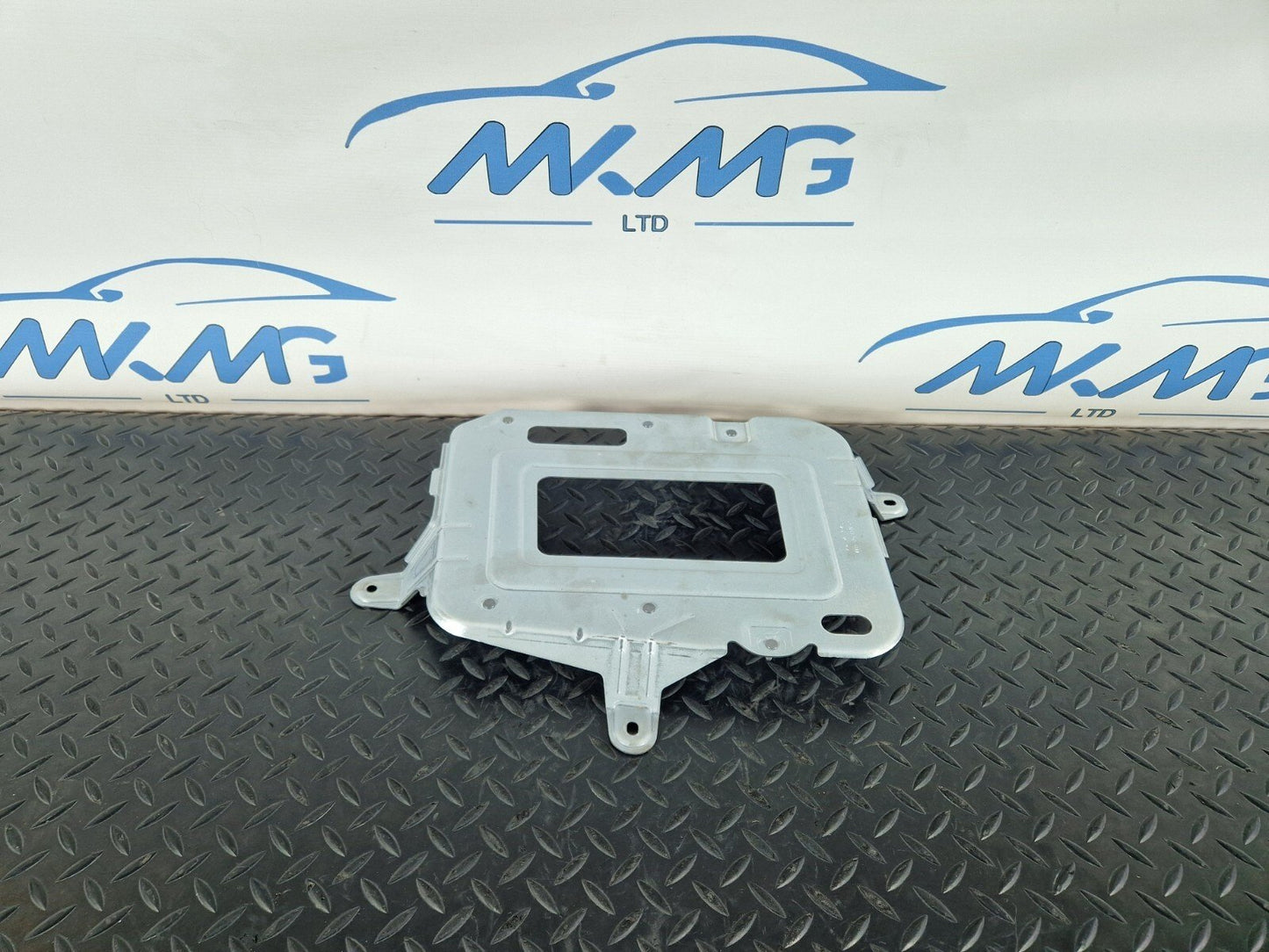 18-ON MERCEDES A CLASS W177 OEM CONTROL MODULE UNIT BRACKET HOLDER A2475455700