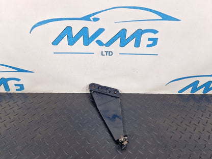 14-20 MERCEDES BENZ GLA 200 X156 REAR RIGHT BUMPER BRACKET HOLDER A1568850814