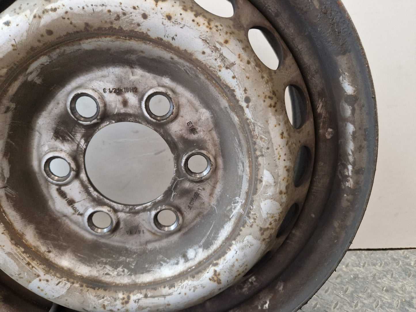 Mercedes-Benz Sprinter Genuine 16" Steel Wheel 16x6.5j A0014014802