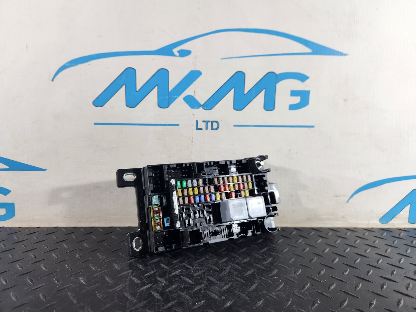 Land Rover Range Rover Evoque L551 2.0 Diesel Genuine Fuse Box K8D2-14A073-BD