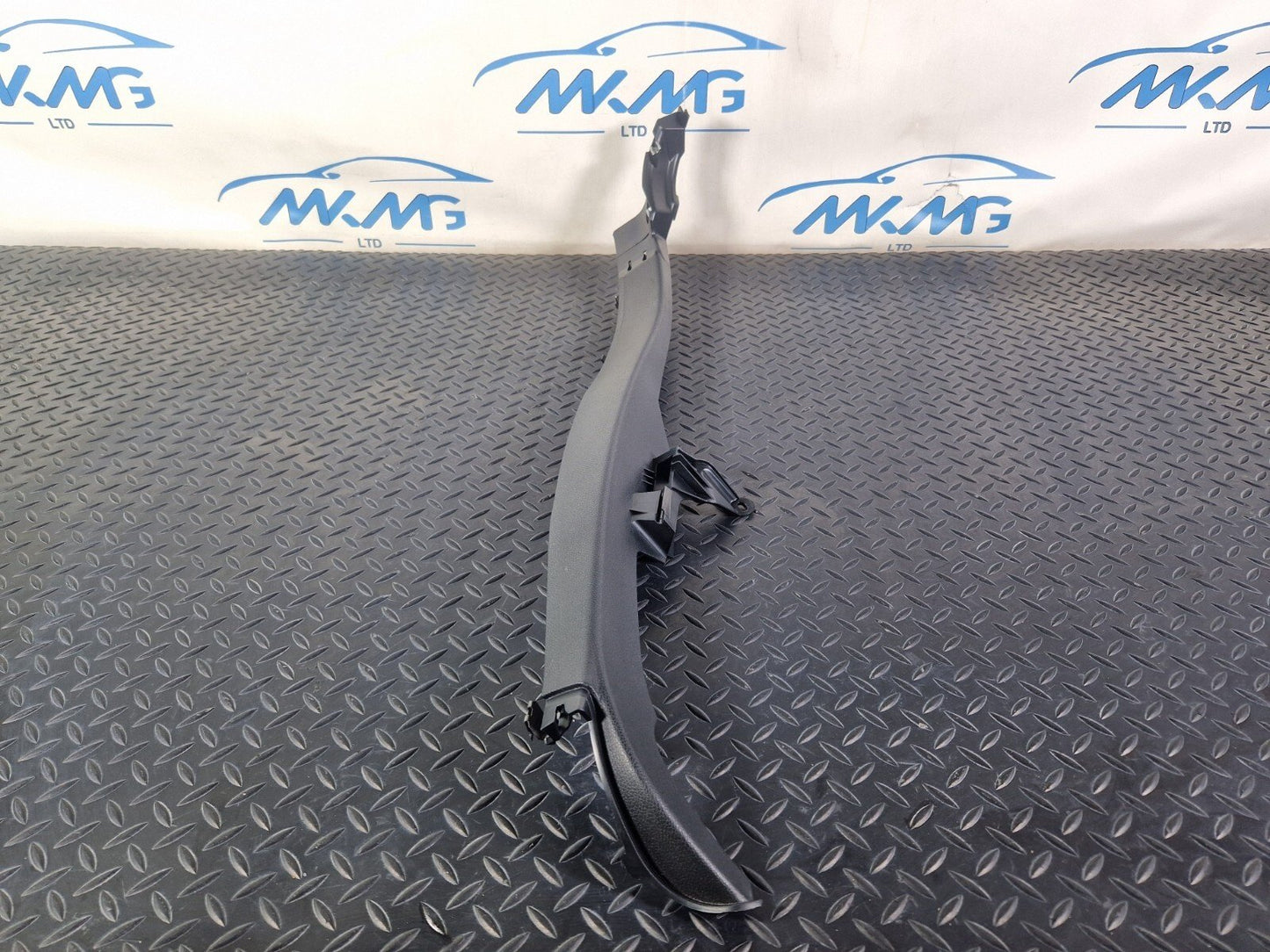 14-21 MERCEDES C200 W205 GENUINE REAR LEFT BLACK C PILLAR TRIM A2056903105