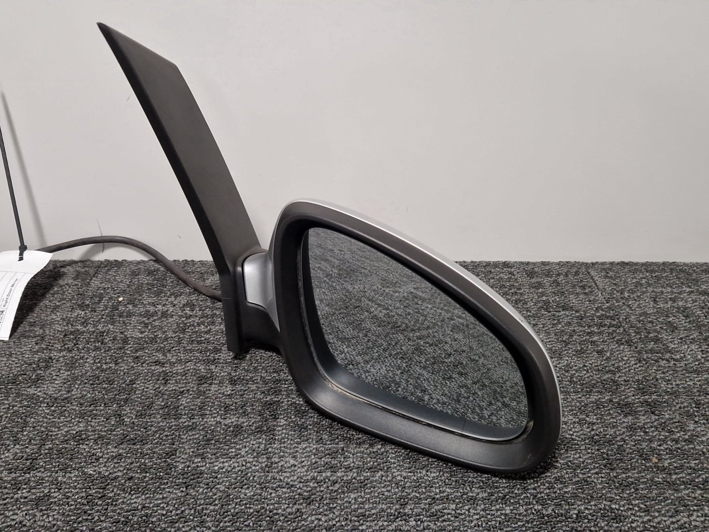 Vauxhall Astra MK6 (J) (A3400) Hatchback Genuine Front Right Door Wing Mirror