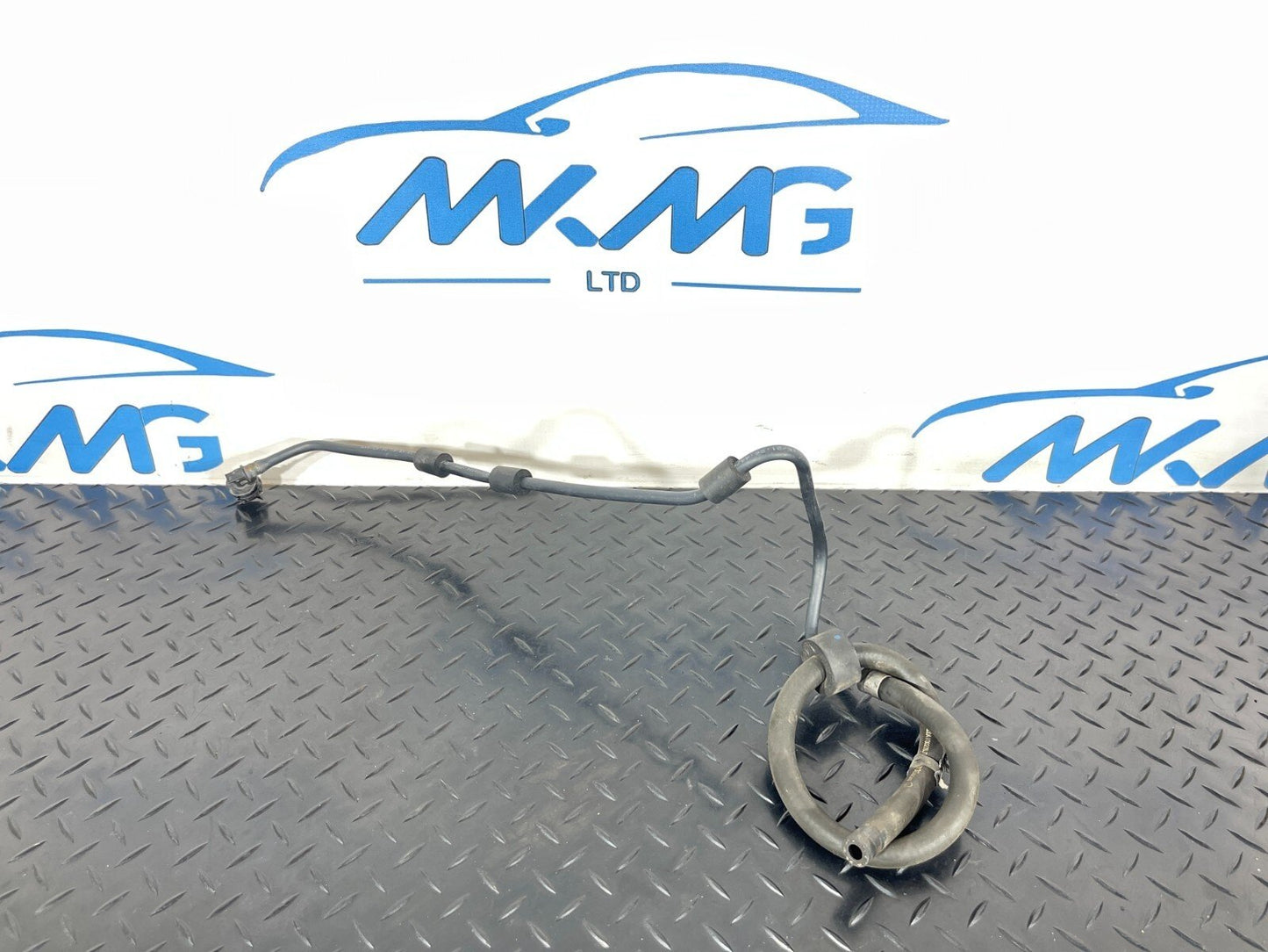 14-21 MERCEDES BENZ C350e W205 WINDOW WASHER HOSE PIPE A2058308004