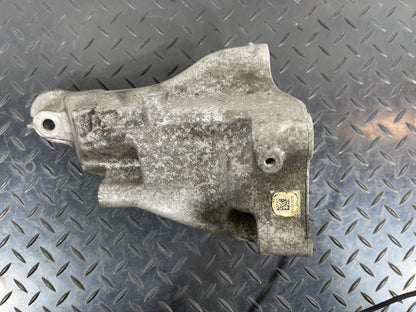 14-21 MERCEDES BENZ C300h W205 ENGINE SUPPORT MOUNT BRACKET RIGHT A6512234304