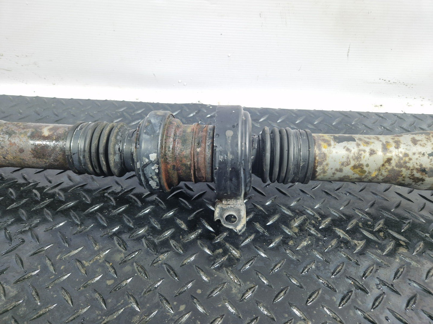 10-18 VW TOUAREG 7P GENUINE 3.0 DIESEL AUTOMATIC PROPSHAFT 7P0521102R