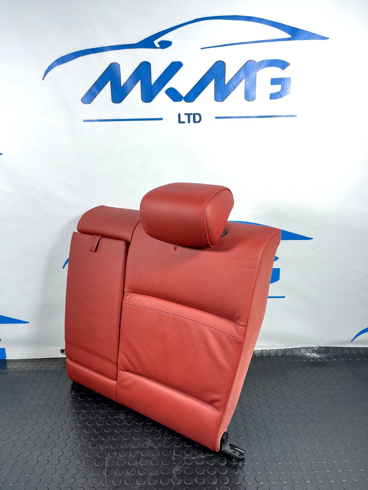 BMW 3-SERIES E92 LCI M-SPORT REAR LEFT LEATHER SEAT BACKREST IN RED & HEADREST