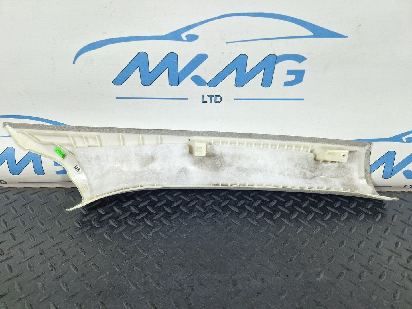 11-19 MERCEDES BENZ ML W166 FRONT RIGHT A PILLAR TRIM PANEL A1666904325