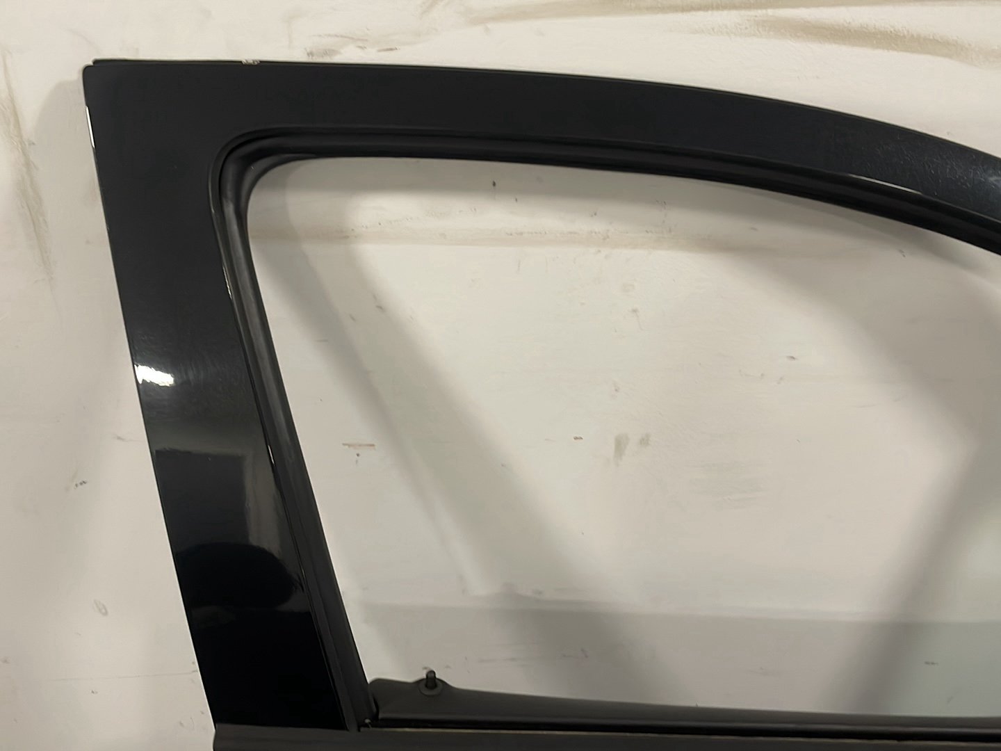 Vauxhall Mokka MK1 (G1U0) SUV Front Right O/S Driver Complete Door in Black GAR