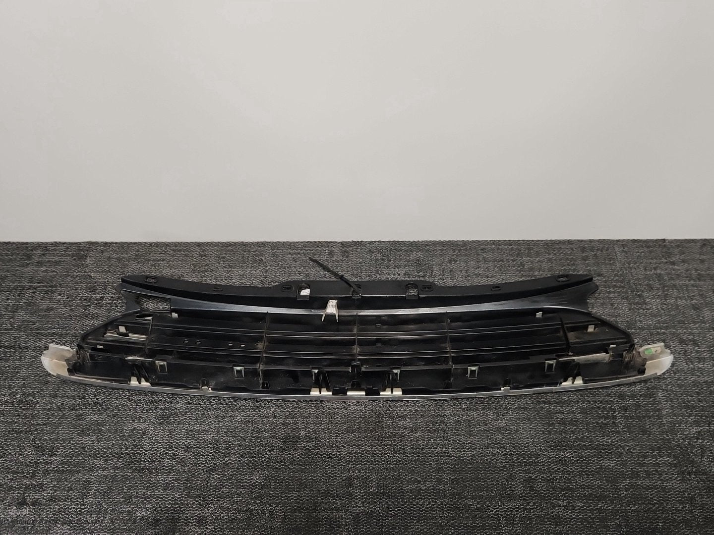 Mini Cooper Clubman R55 Estate Genuine Front Upper Bumper Grille 166149-10
