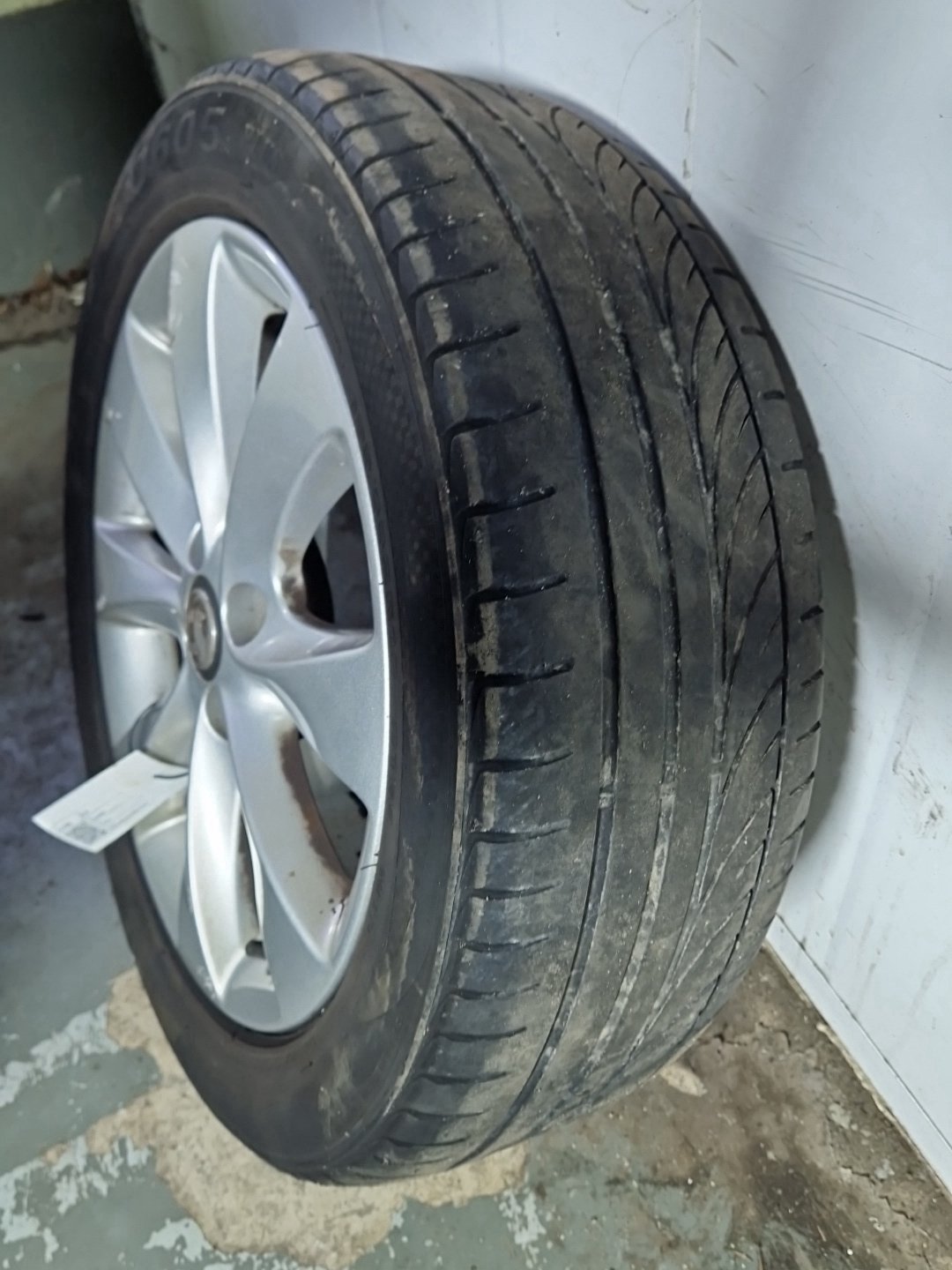 Vauxhall Corsa MK4 (E) (4500) 16" Alloy Wheel with Tyre 195/55/16 13374019