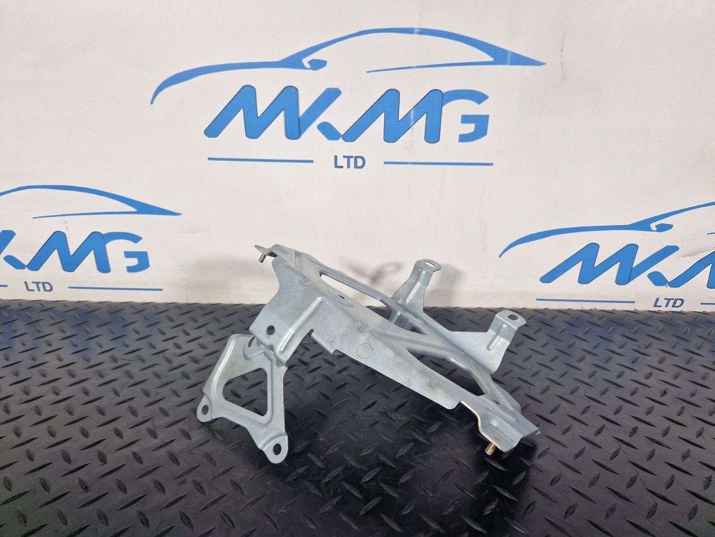 11-18 BMW 6 SERIES F06 TV MODULE BRACKET HOLDER MOUNT 9237830