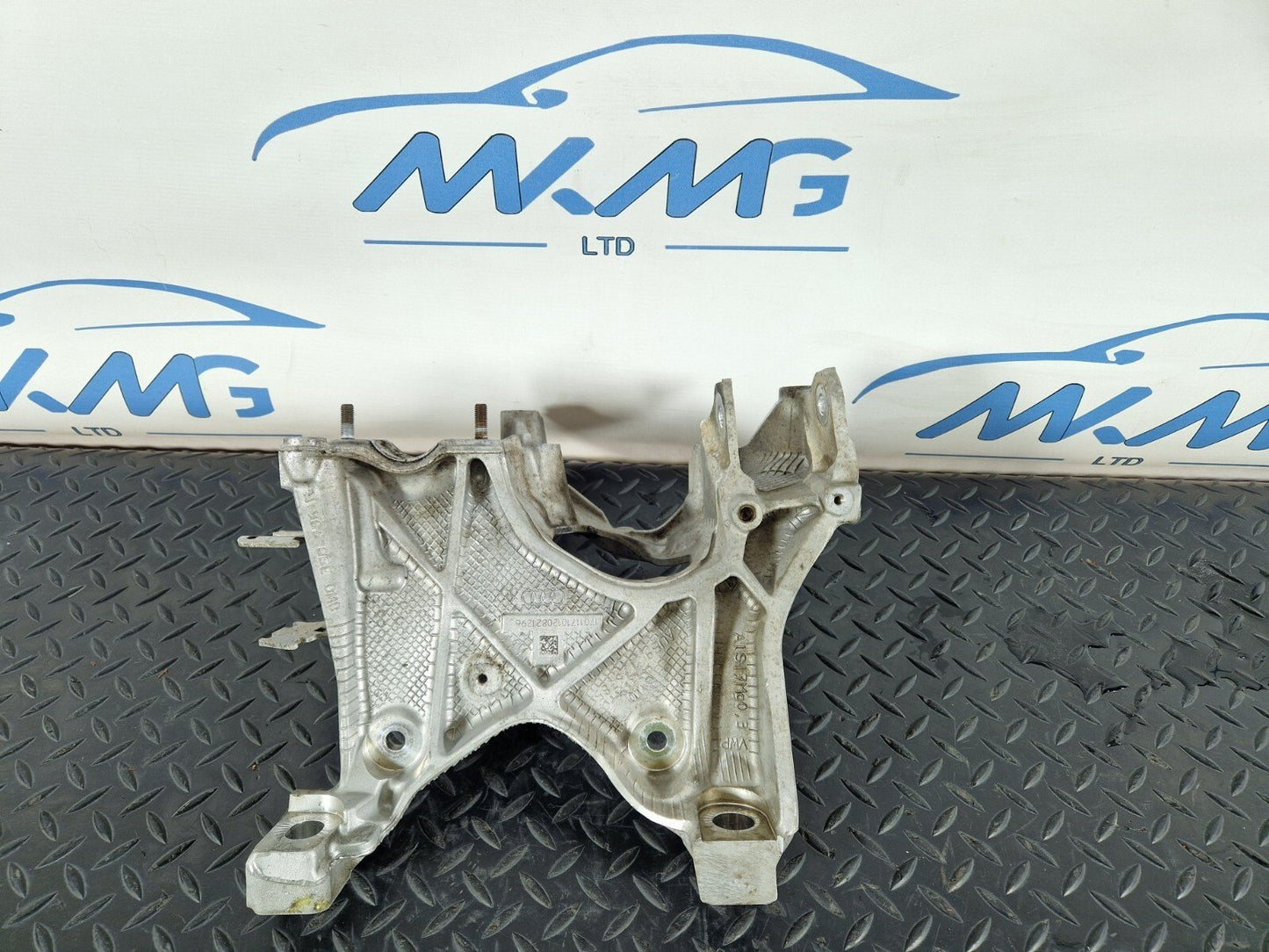 16-24 AUDI A5 F5 COUPE FRONT RIGHT O/S/F GENUINE SUBFRAME BRACKET 8W0399296E