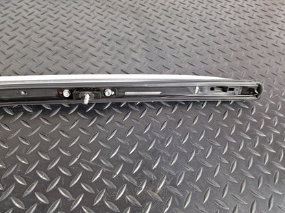 Mercedes-Benz Unknown Part Type A1568900493