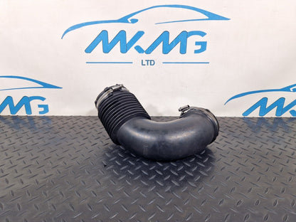 14-23 MERCEDES BENZ VITO W447 2.1d GENUINE AIR INTAKE PIPE 70548449