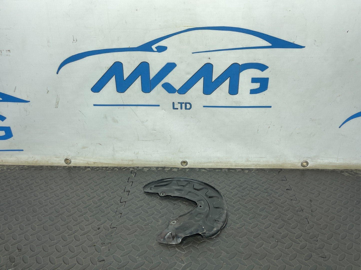 17-20 VW GOLF MK7.5 Front Left Heat Plate Anchor Plate Brake Guard 5Q0615311G