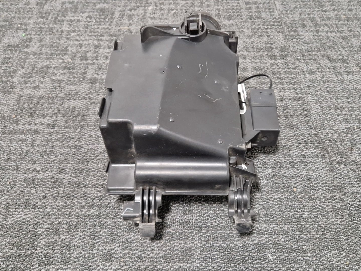Citroen C4 Picasso MK2 (B78) MPV 1.6 Diesel Genuine Fuse Box Relay