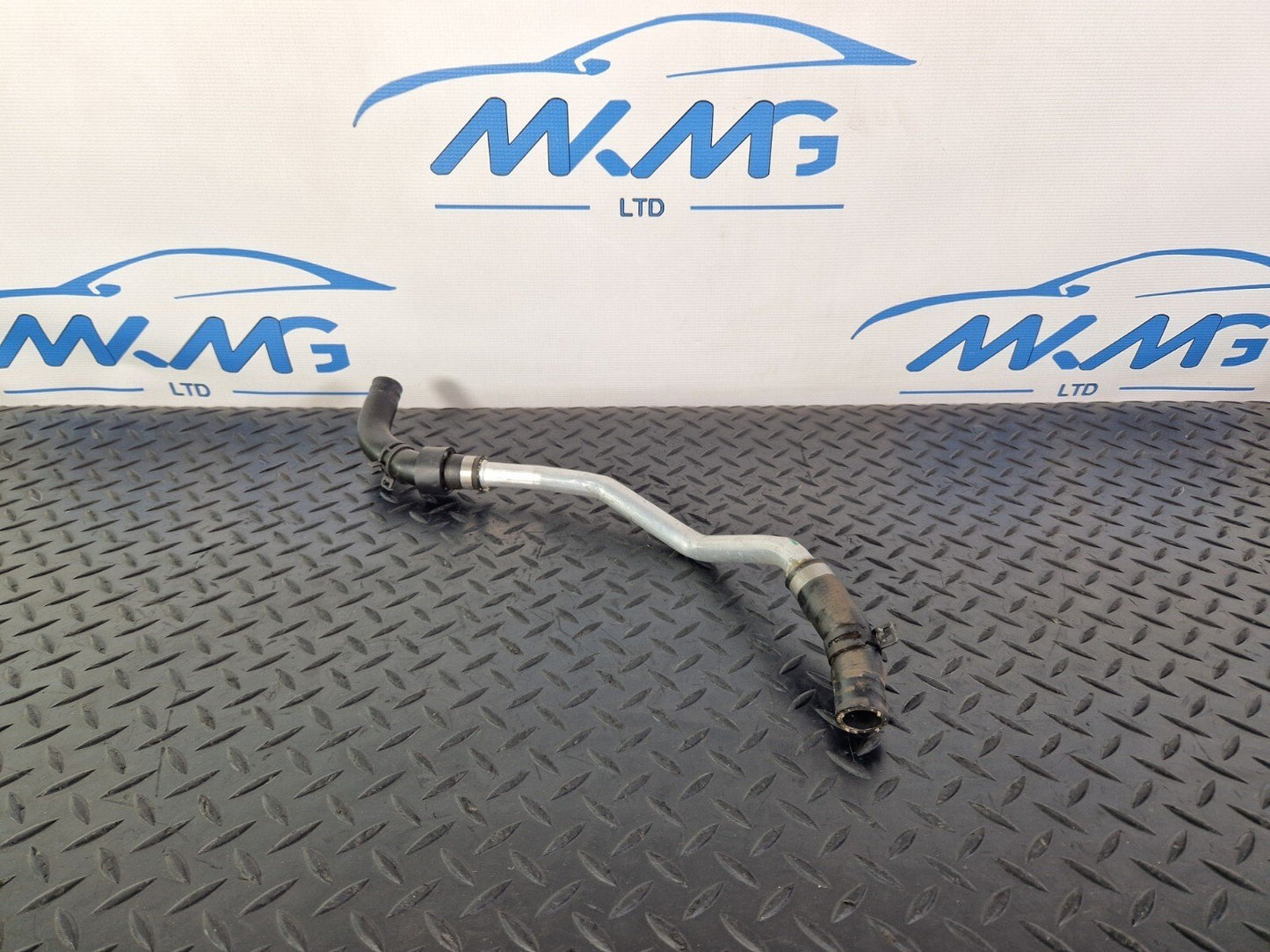 14-21 MERCEDES BENZ W205 GENUINE OEM ENGINE COOLANT HOSE PIPE A2058303202