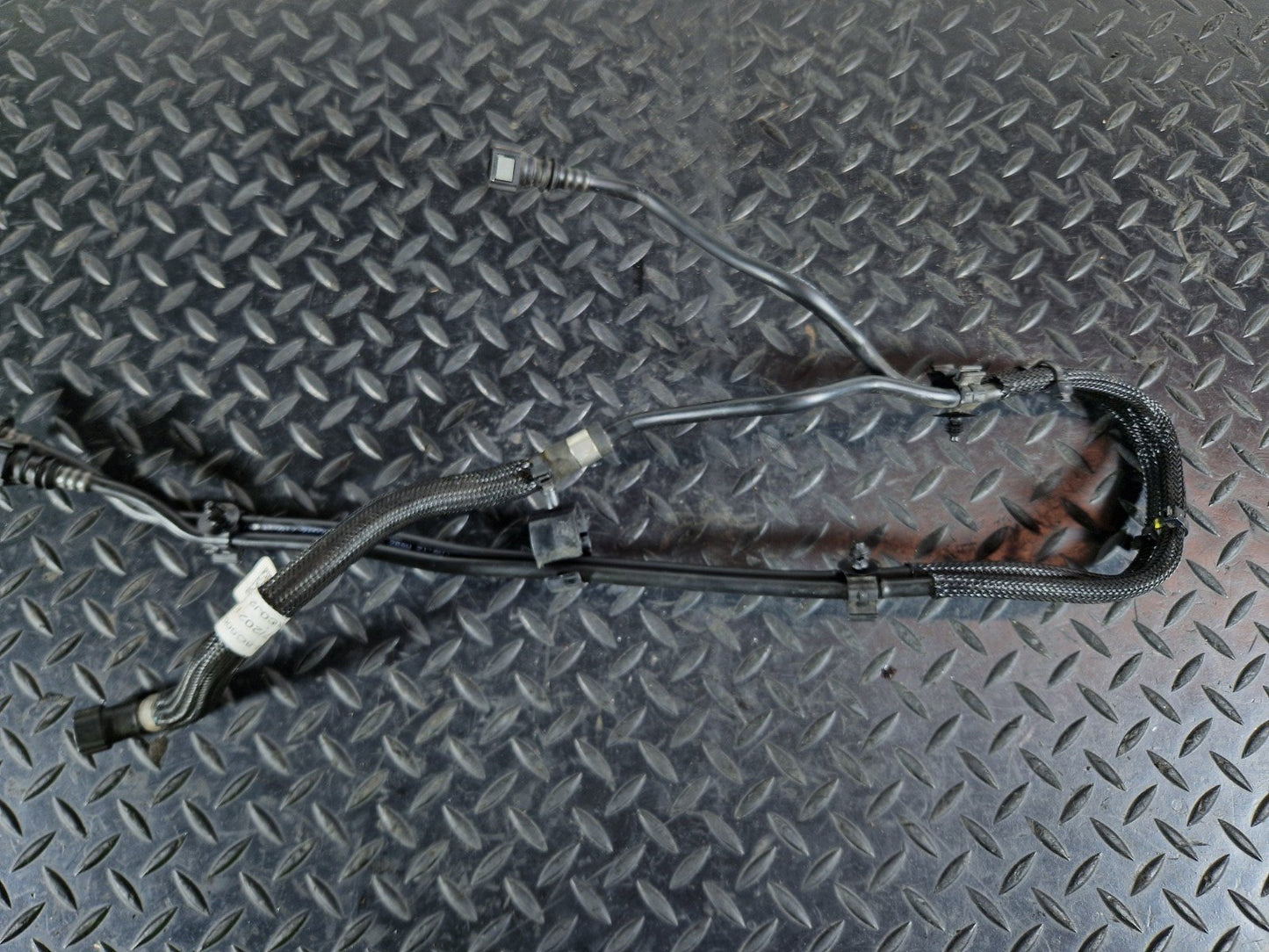 19-ON RANGE ROVER EVOQUE L551 GENUINE FUEL HOSE PIPE K8D2-8C500-AB