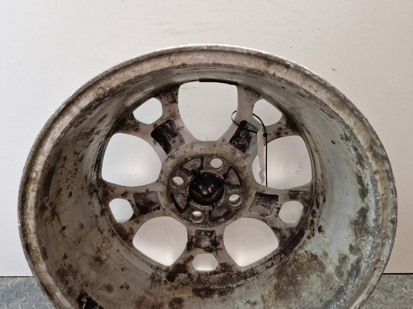 Ford Fiesta MK7 Hatchback 17" 5 Spoke Snowflake Alloy Wheel 7x17 Genuine