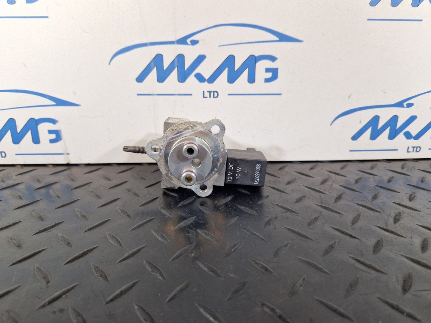 14-21 MERCEDES BENZ C300h W205 GENUINE AIR CONDITIONING CUTOFF VALVE A2228307904