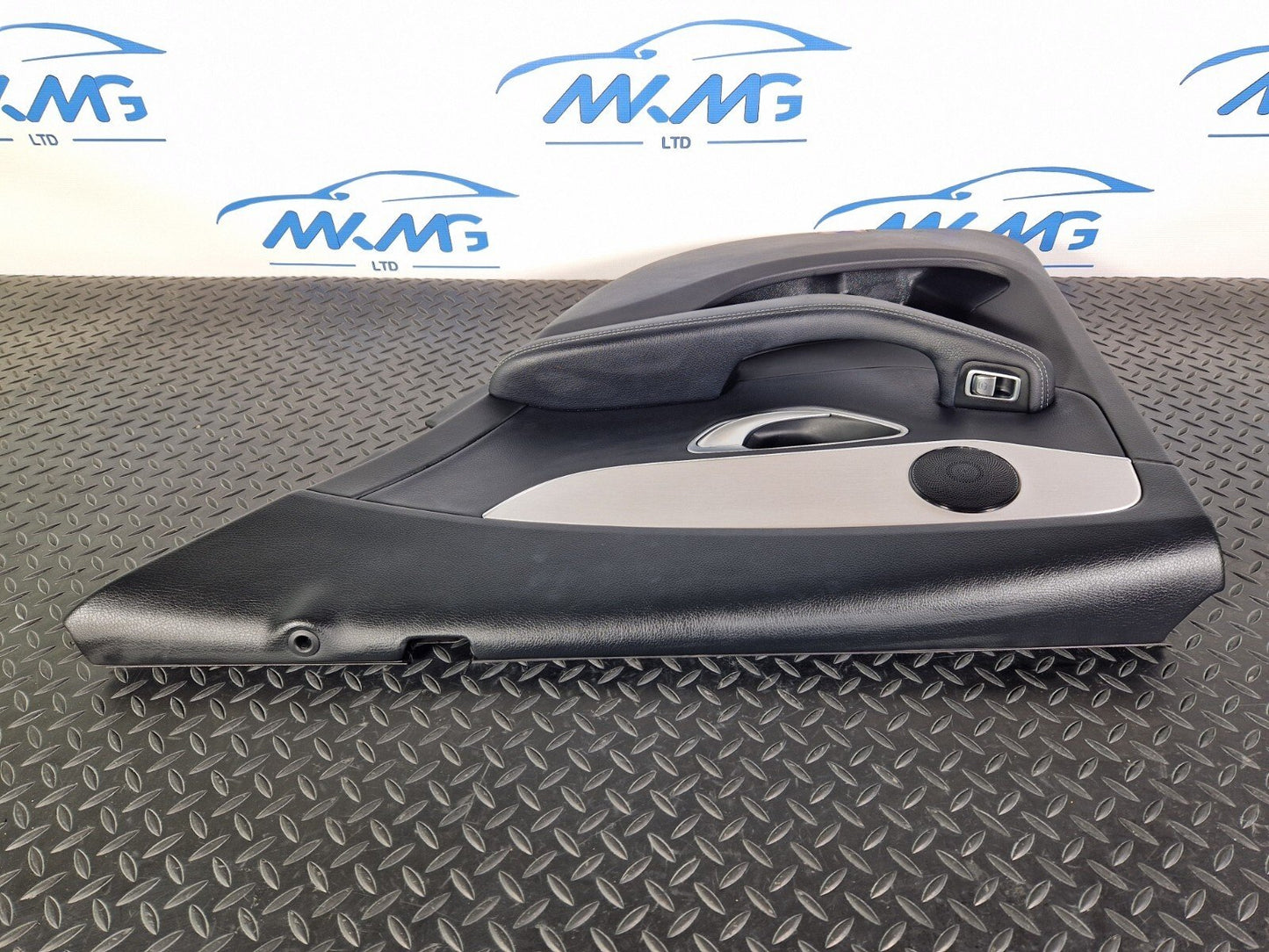 14-21 MERCEDES BENZ C200d W205 REAR DRIVER SIDE DOOR CARD BLACK LEATHER