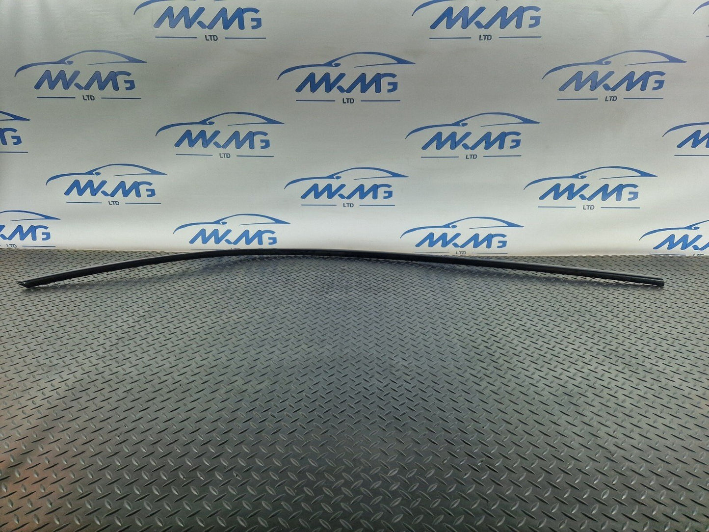 12-18 BMW 3 SERIES F31 LCI LEFT PASSSENGER SIDE DOOR WINDOW MOULDING TRIM