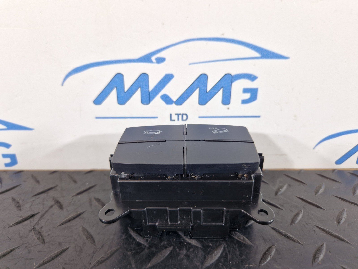 11-19 MERCEDES BENZ ML W166 SUSPENSION CONTROL PANEL SWITCH BUTTON A1669051151