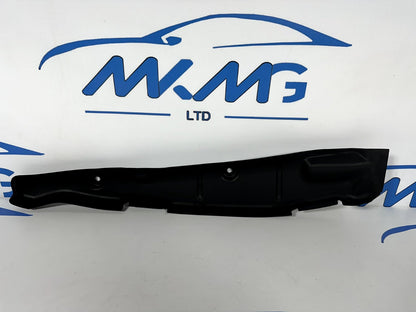 16-19 AUDI A4 B9 SALOON GENUINE FRONT RIGHT WING FILLER INSULATOR 8W0821112