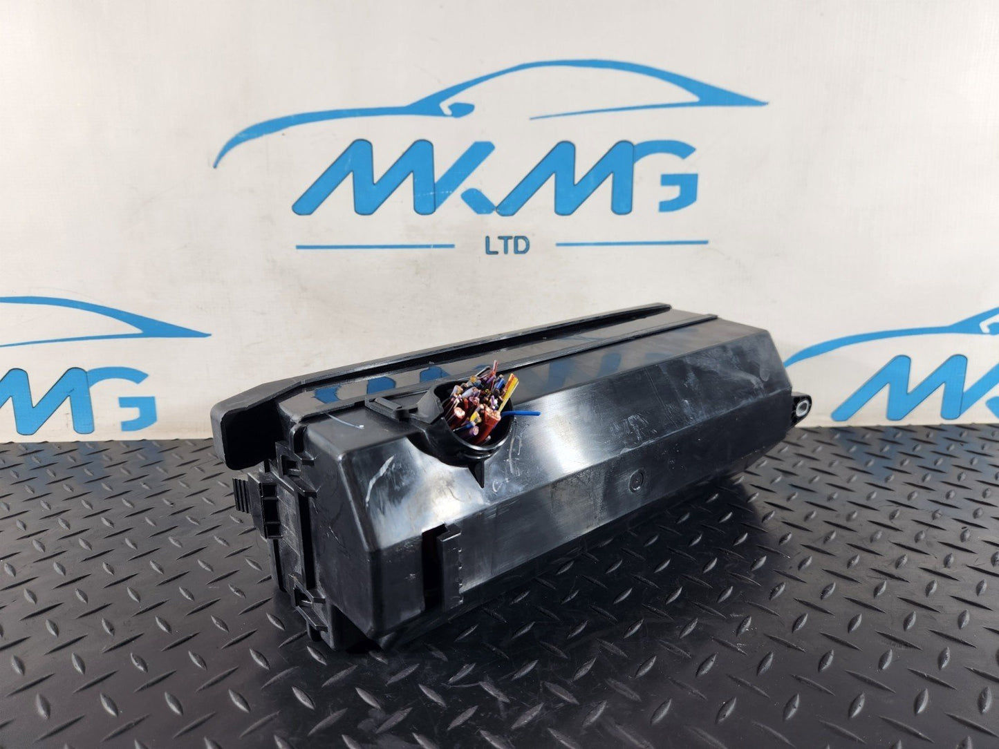 13-23 RANGE ROVER SPORT L494 FUSE RELAY BOX FPLA-14K016-AA