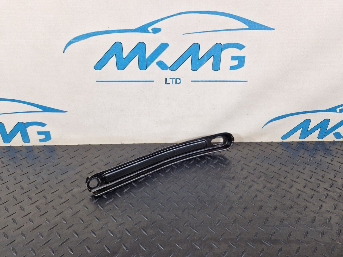 14-21 MERCEDES BENZ W205 FRONT BUMPER CRASH BAR BRACKET A2056282000