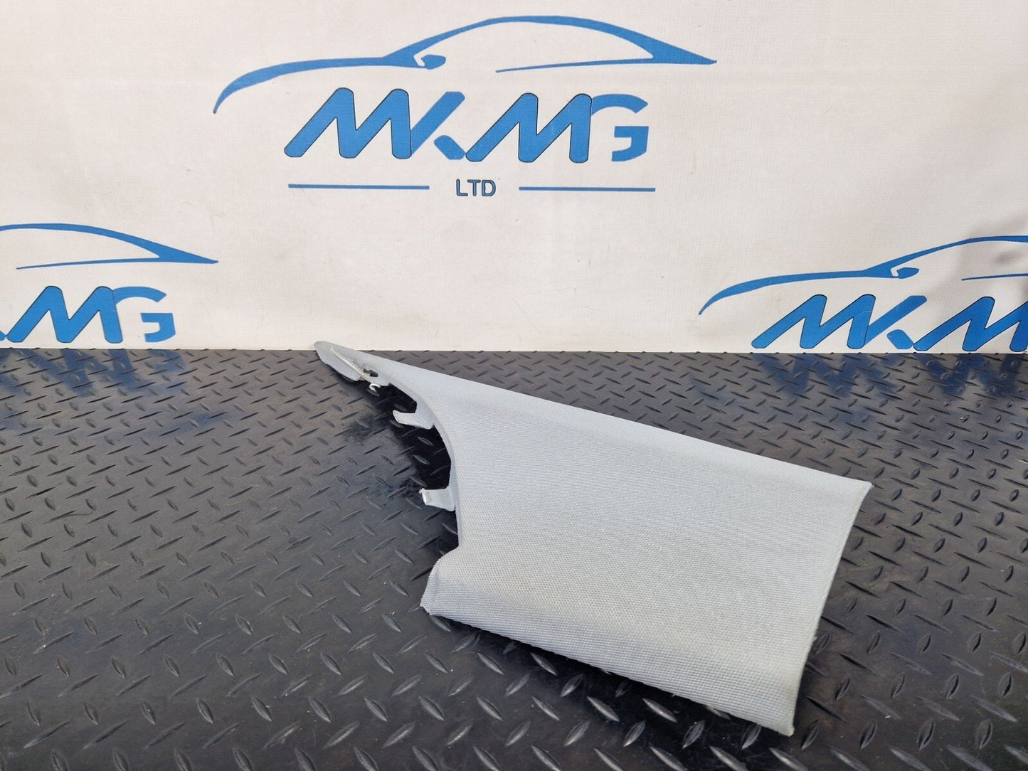 16-19 AUDI A4 B9 GENUINE REAR LEFT SIDE C-PILLAR TRIM 8W5867245