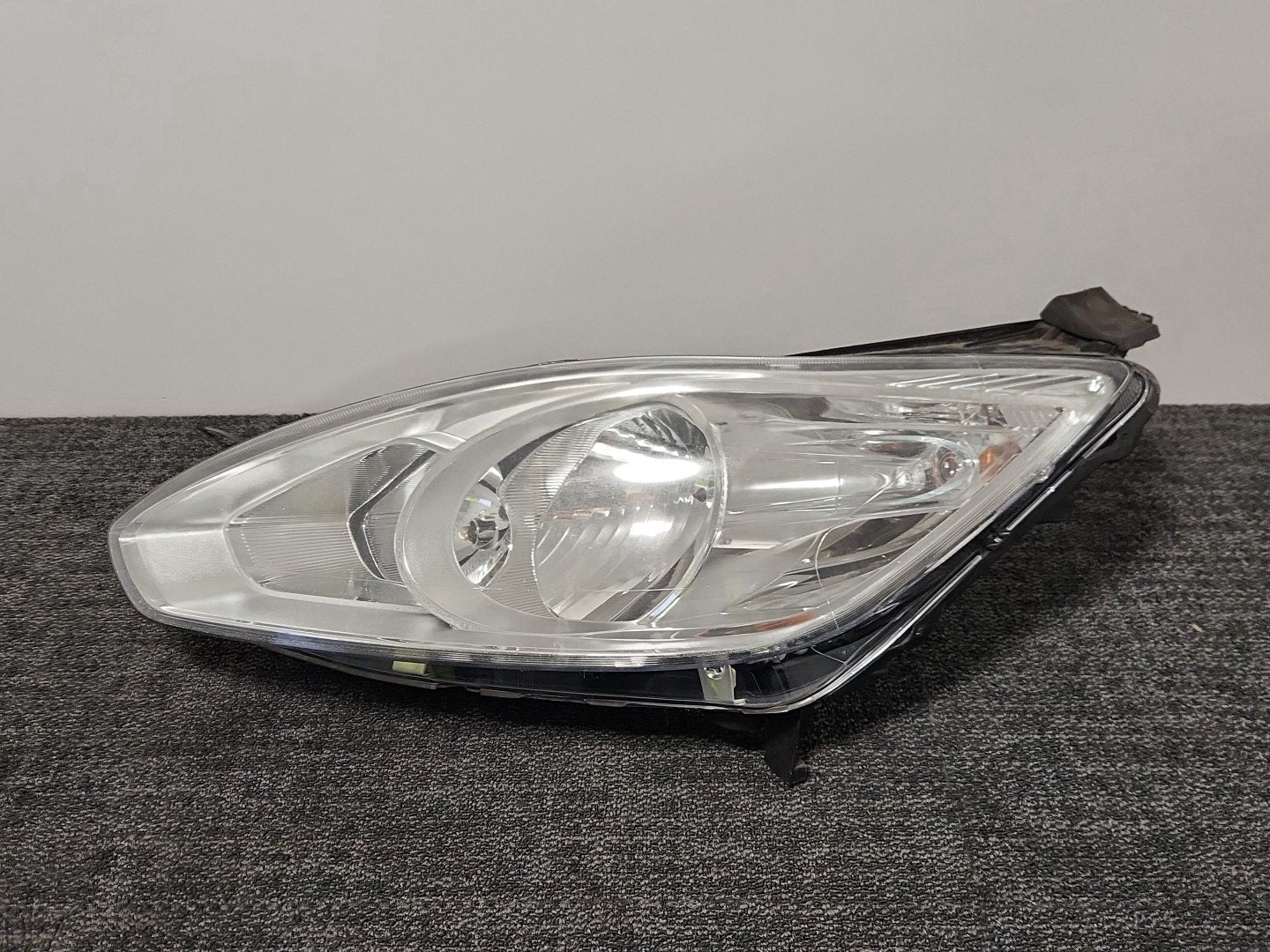 Ford Grand C-Max MK2 (C344) MPV Front Left N/S Passenger Headlight 89502247