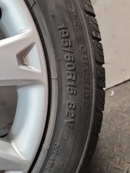 2009 Ford Fiesta MK7 (B299) 15" Alloy Wheel with Tyre 195/50/15 ~5mm 8V211007GA