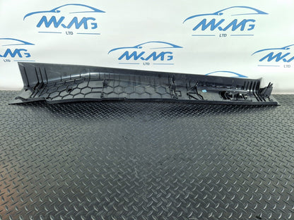 Mercedes-Benz Sprinter W907 Genuine Left N/S Passenger B Pillar Trim A9076903200