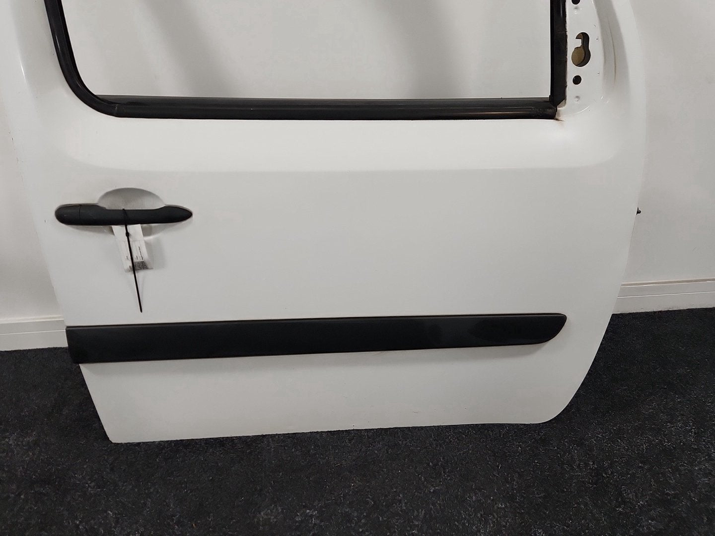 Mercedes Citan W415 Cargo Van Front Right O/S Complete Door in Arctic White 9147
