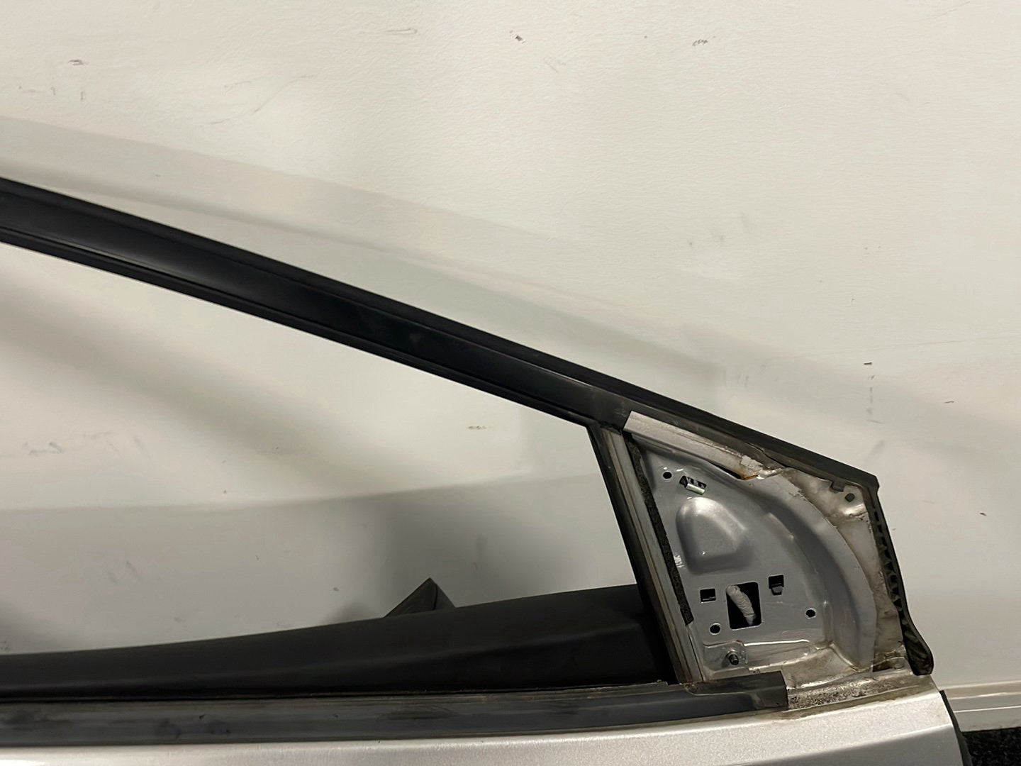 Honda Civic MK9 (FK27) Hatchback Front Right O/S Driver Complete Door in Silver